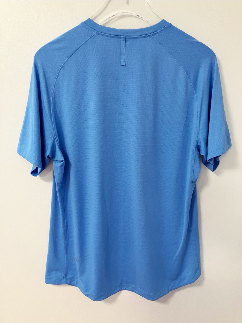 Lululemon | Blue License To Train Tee M Athletic Gym Minimalist Workout - Picture 2 of 5